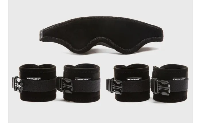 Liberator Liberator Black Label Wedge Ramp Combo Intimate Sex Pillow With Wrist Cuffs and Blindfold Couples