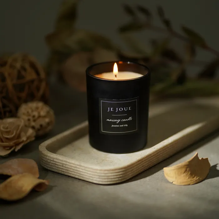 Couples Je Joue Je Joue Luxury Massage Candle Jasmine Lily
