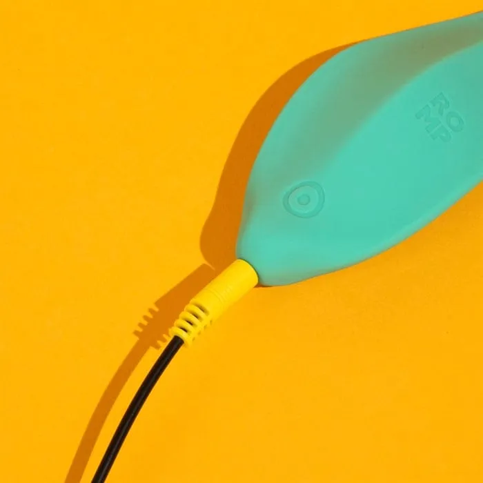 Female Sex Toys ROMP Romp Wave LayOn Vibrator