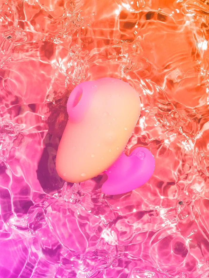 WOW Tech Female Sex Toys Romp Kiss Clitoral Stimulator